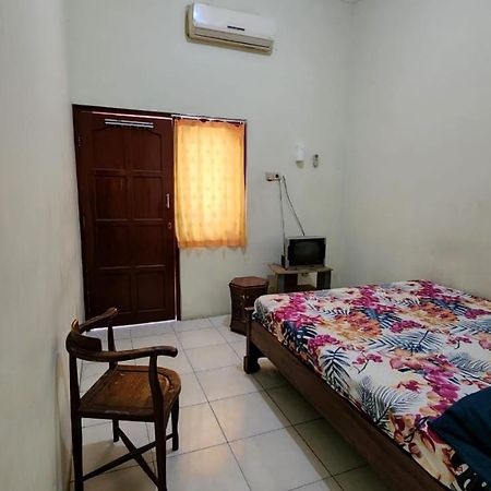 Hotel Metro Kudus Tanggulangin Extérieur photo